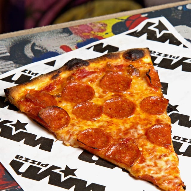 Air Jordan (Pepperoni).